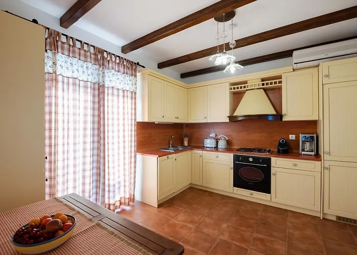 Tatil Evi Salamina Lakhania