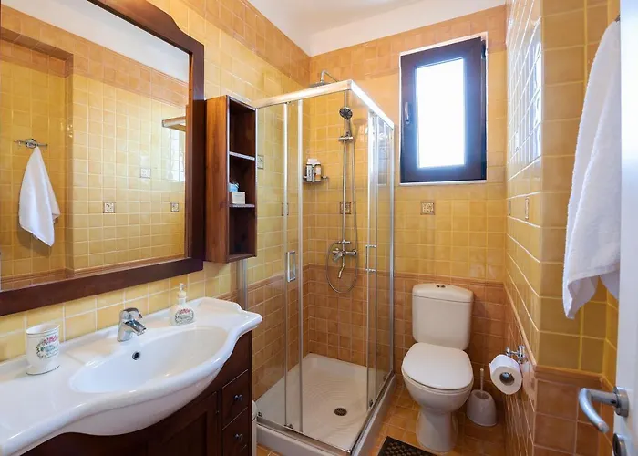 Salamina Tatil Evi *