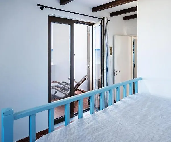 Salamina 라카니아